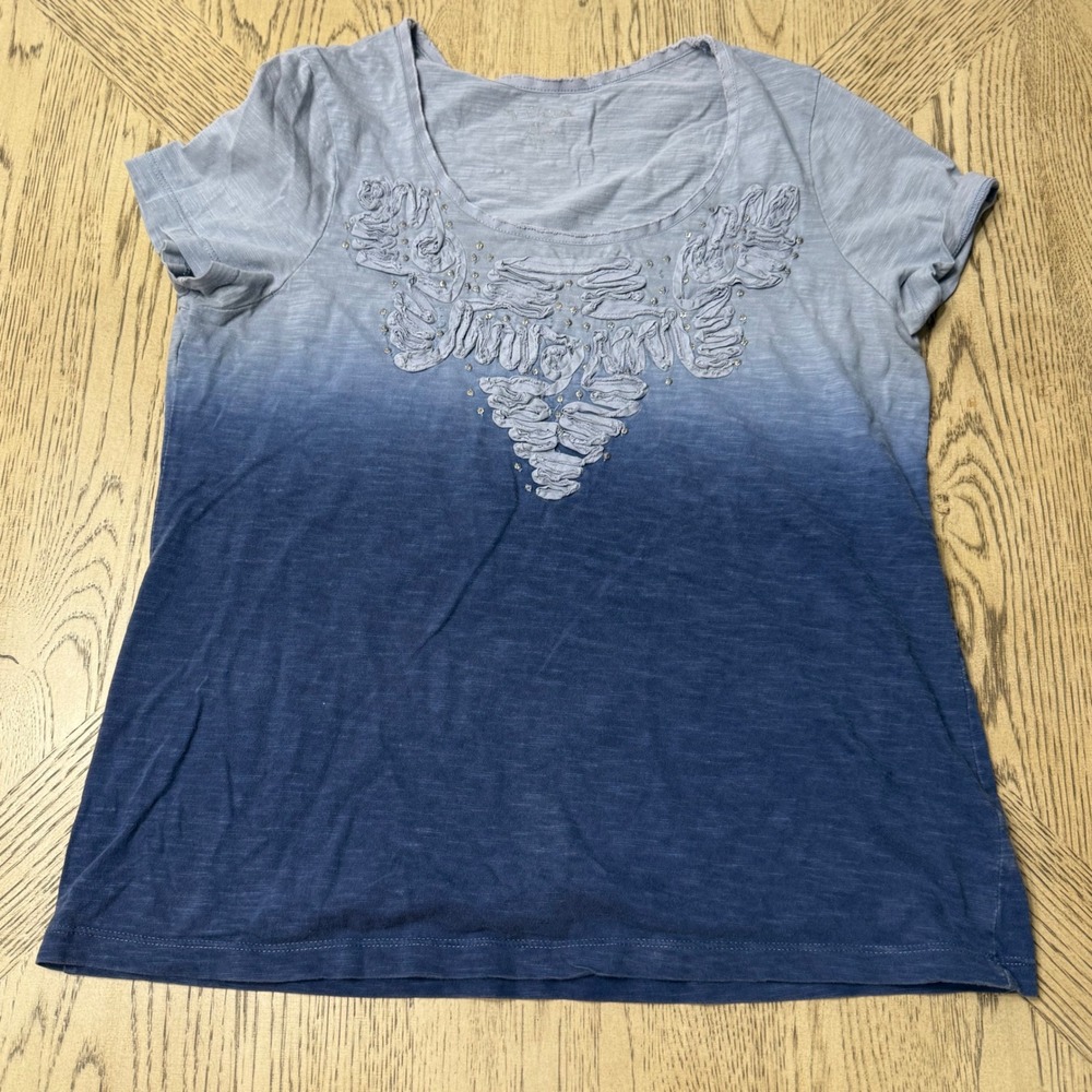 Chicos Size 1 Medium Blue Ombre Embellished Short Sleeve T-Shirt‎ Top